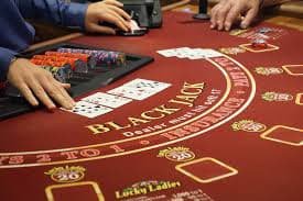 ronin88 mobile app interface showing live casino tables and sportsbook menu